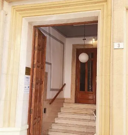 Fan Duquesa 2* مالقة